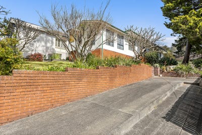 /international/au/24-grey-street-keiraville-nsw-152423368/