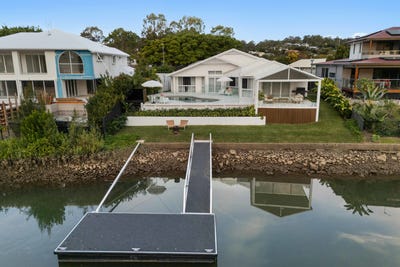/international/au/272-nineteenth-avenue-elanora-qld-148324096/