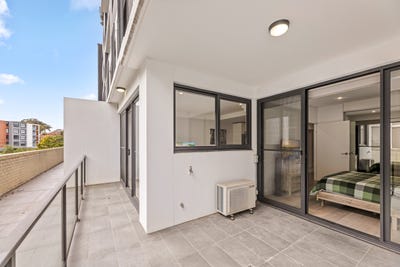 /international/au/206-315-taren-point-road-caringbah-nsw-152329576/