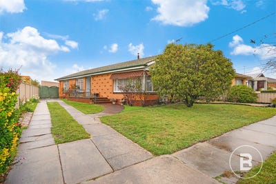 /international/au/22-mathilda-street-wendouree-vic-151398892/