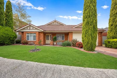 /international/au/17-juliet-gardens-pakenham-vic-151294044/