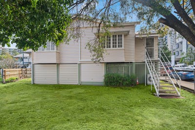 /international/au/116-pearson-street-kangaroo-point-qld-151652712/