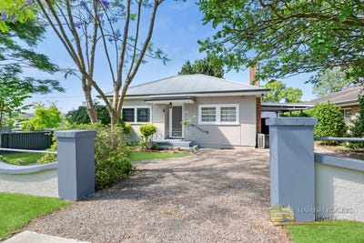 /international/au/26-buckingham-street-pitt-town-nsw-151263032/