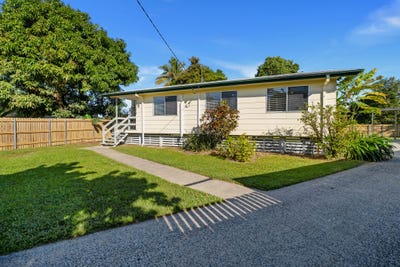 /international/au/9-patula-close-manoora-qld-151386004/