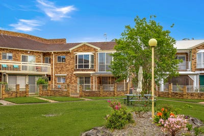 /international/au/111-15-lorraine-avenue-berkeley-vale-nsw-152648780/