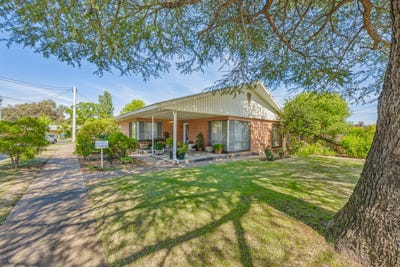 /international/au/28-campbell-grove-mildura-vic-152691068/