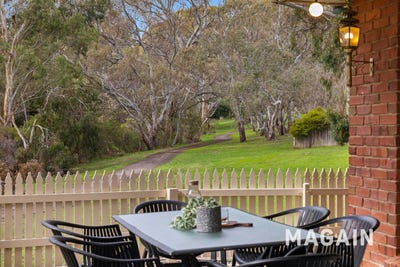 /international/au/11-margaret-cutten-grove-aberfoyle-park-sa-148592272/