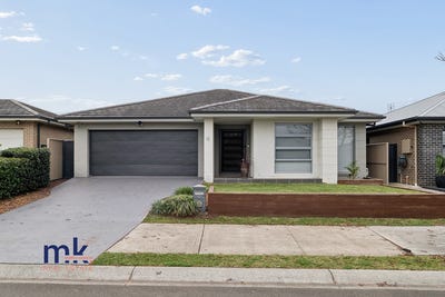 /international/au/6-millman-road-spring-farm-nsw-151570268/