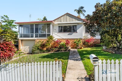 /international/au/49-college-road-east-lismore-nsw-151943140/