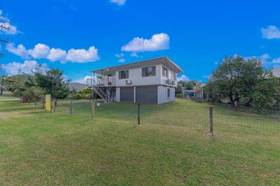 /international/au/27-cowry-crescent-dingo-beach-qld-150976400/