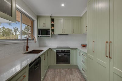 /international/au/95-six-mile-creek-postmans-ridge-qld-151315176/