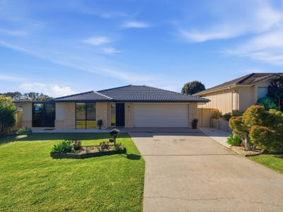 /international/au/10-preston-drive-macksville-nsw-151660920/
