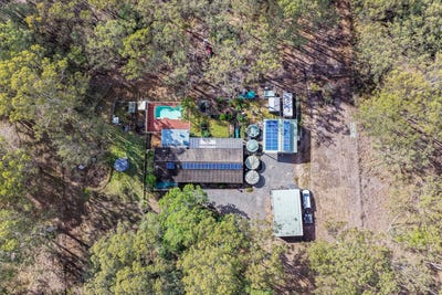 /international/au/266-winston-road-eagleton-nsw-700405716/