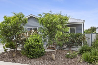 /international/au/104-23-31-mercer-street-portarlington-vic-150703912/