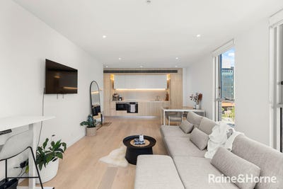/international/au/308-31-honeysuckle-drive-newcastle-nsw-151096212/
