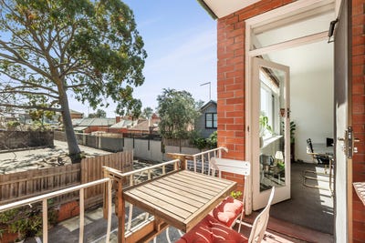 /international/au/10-18-grandview-grove-prahran-vic-152421656/