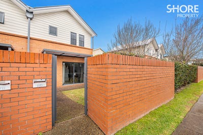 /international/au/80-turton-road-waratah-nsw-148403548/