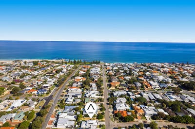 /international/au/52-kathleen-street-trigg-wa-204510680/