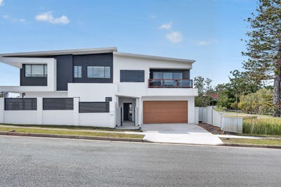 /international/au/14b-alicia-street-southport-qld-151147748/
