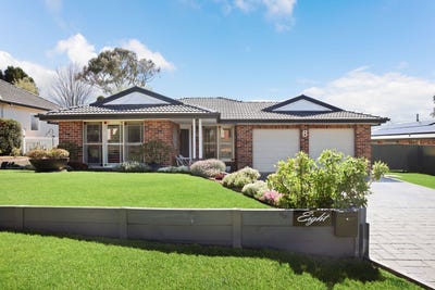 /international/au/8-glenrowan-grove-bowral-nsw-152607176/