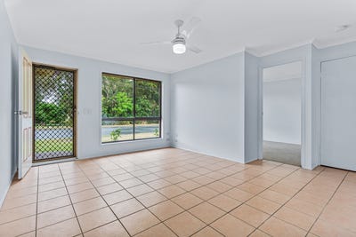 /international/au/2-243-government-road-labrador-qld-151012848/