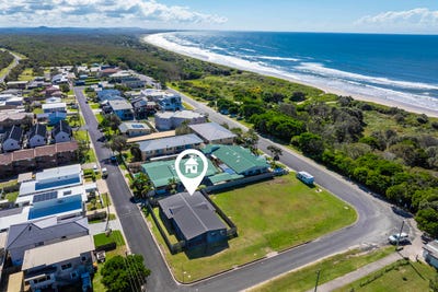 /international/au/1-currajong-street-evans-head-nsw-148063888/