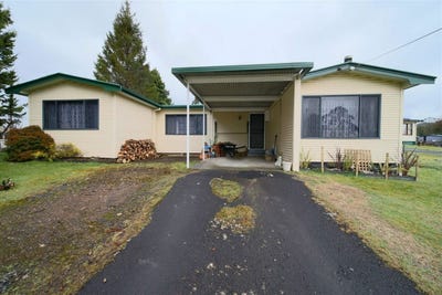 /international/au/31-leventhorpe-street-zeehan-tas-151264484/