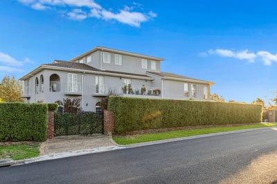 /international/au/63-fulton-road-mount-eliza-vic-151196404/