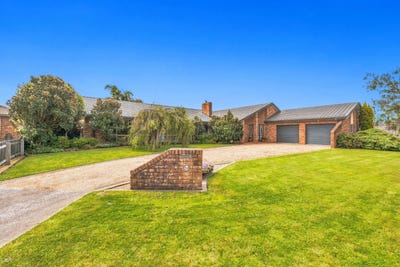 /international/au/2-deanne-drive-yarram-vic-152636072/