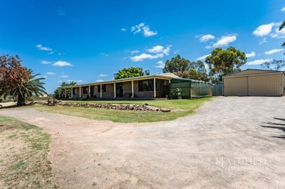 /international/au/1737-chapman-valley-road-yetna-wa-700401192/