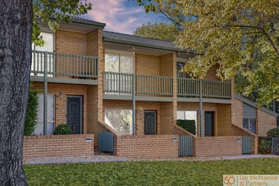 /international/au/5-4-booth-street-queanbeyan-nsw-151053468/
