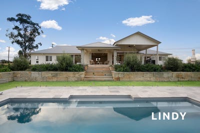 /international/au/10-coachmans-drive-singleton-nsw-152540572/