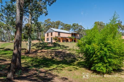 /international/au/7-mansion-road-beechworth-vic-150602544/