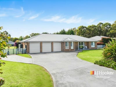 /international/au/53-twin-creeks-drive-luddenham-nsw-151120664/