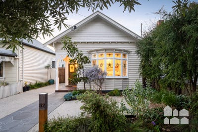 /international/au/82-macpherson-street-footscray-vic-152596940/