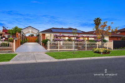 /international/au/3-kingsmead-close-sunshine-north-vic-152535324/