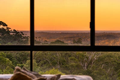 /international/au/555-sunrise-road-tinbeerwah-qld-151423500/
