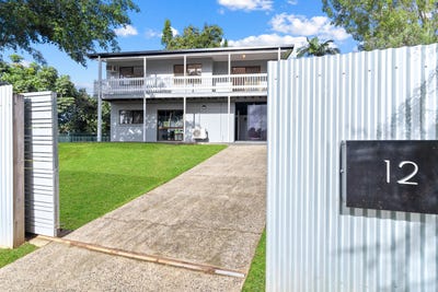 /international/au/12-gardenia-court-mooroobool-qld-148352056/?lang=en