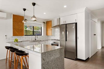 /international/au/16-merlin-court-rochedale-south-qld-152285328/