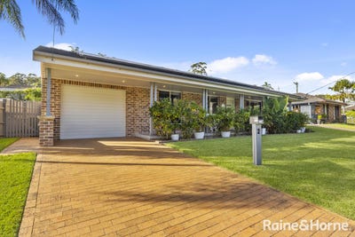 /international/au/2-eclipse-street-chittaway-bay-nsw-151168656/