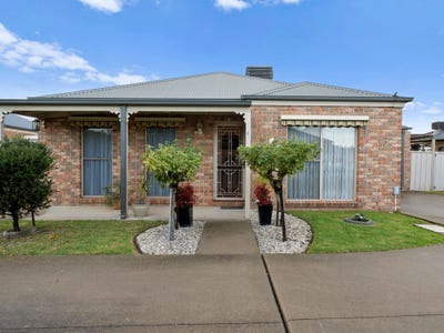/international/au/2-29-33-telford-street-yarrawonga-vic-151483104/