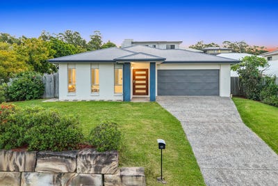 /international/au/17-oxenham-circuit-augustine-heights-qld-151182864/