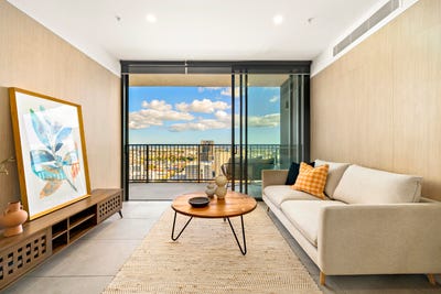 /international/au/1808-17-penny-place-adelaide-sa-151441940/