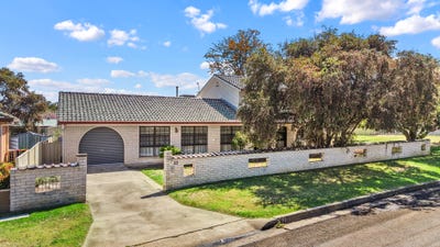 /international/au/33-arinya-street-south-tamworth-nsw-152696548/