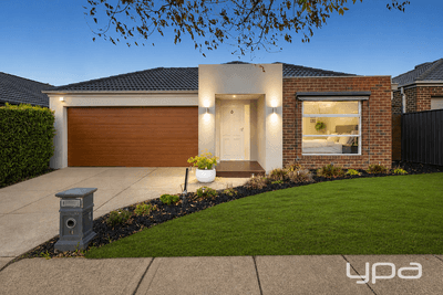 /international/au/13-barwick-gardens-point-cook-vic-151403100/