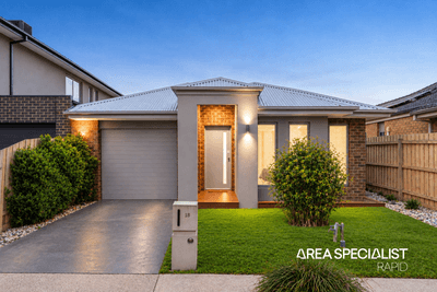 /international/au/18-dedina-walk-dandenong-vic-152477652/