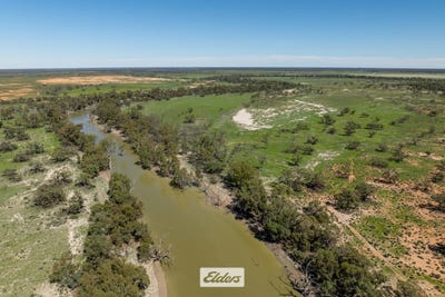 /international/au/1122-silver-city-highway-wentworth-nsw-700406148/