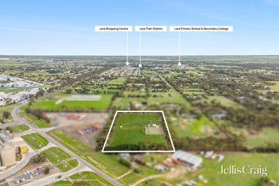 /international/au/20-perkins-road-lara-vic-204632544/