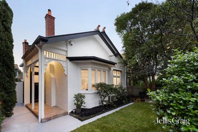 /international/au/38-dickens-street-elwood-vic-151410132/