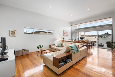 /international/au/10-62-love-street-bulimba-qld-151254040/
